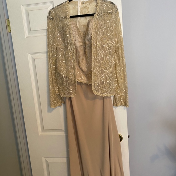 Designer Evening Gown - Picture 5 of 7